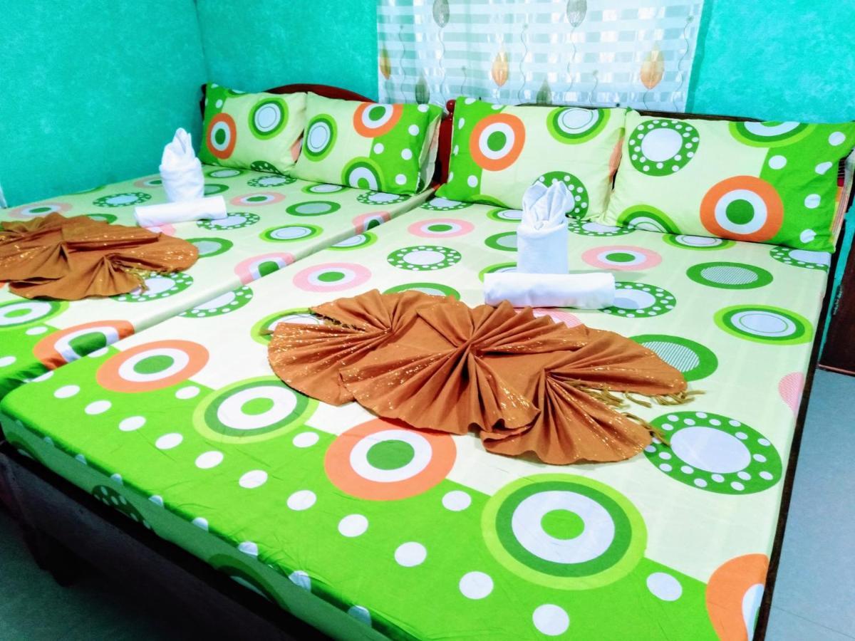 Blue Lagoon Inn, Пагудпуд Екстериор снимка