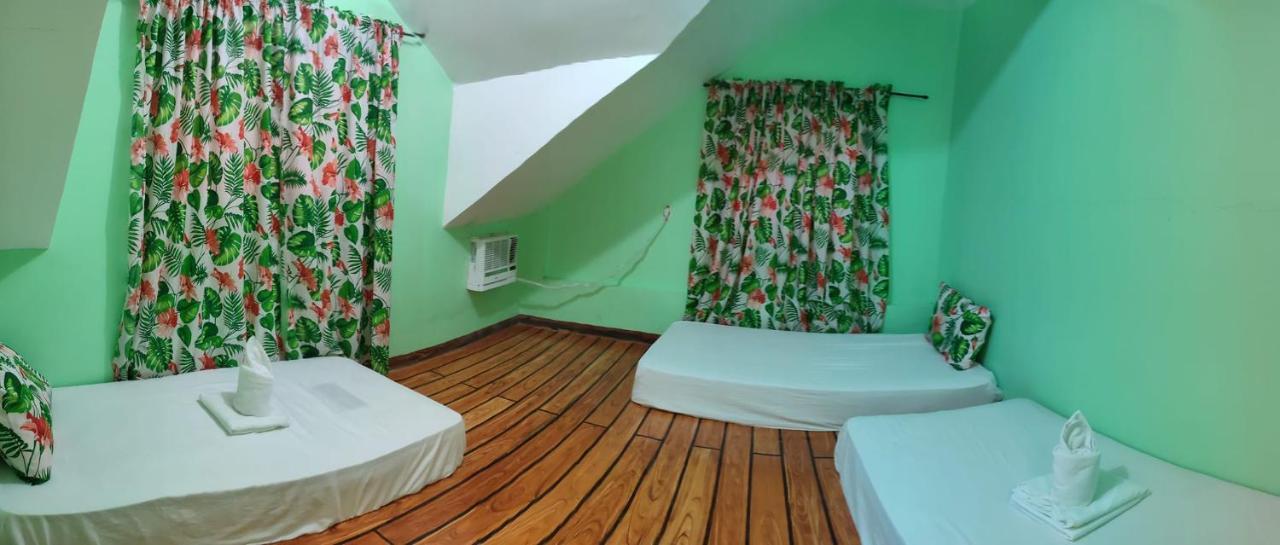 Blue Lagoon Inn, Пагудпуд Екстериор снимка